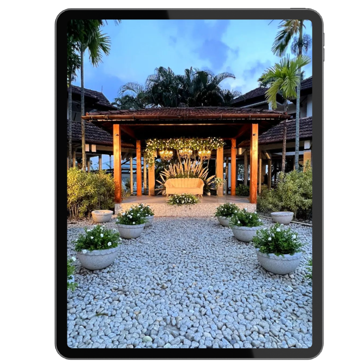 resort wedding decor
